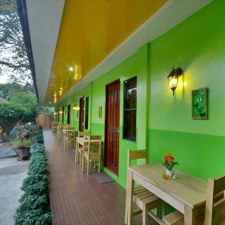 Oyo 622 Butterfly Totem Guesthouse プエルト・プリンセサ エクステリア 写真