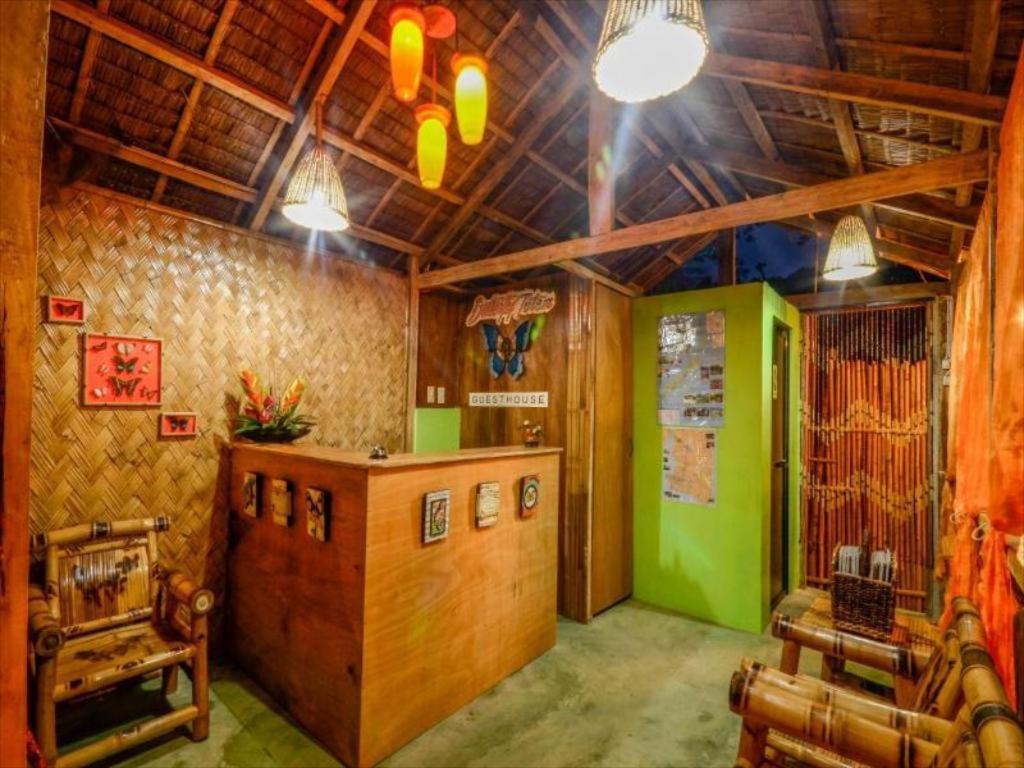 Oyo 622 Butterfly Totem Guesthouse プエルト・プリンセサ エクステリア 写真
